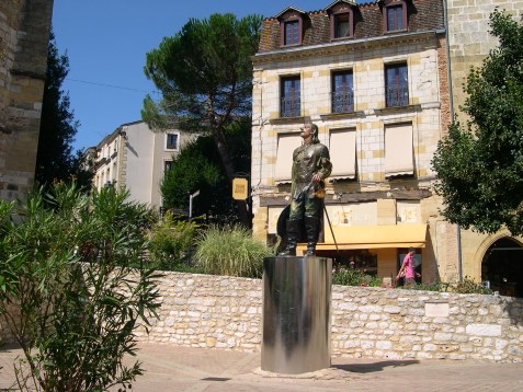  Statue de Cyrano de Bergerac